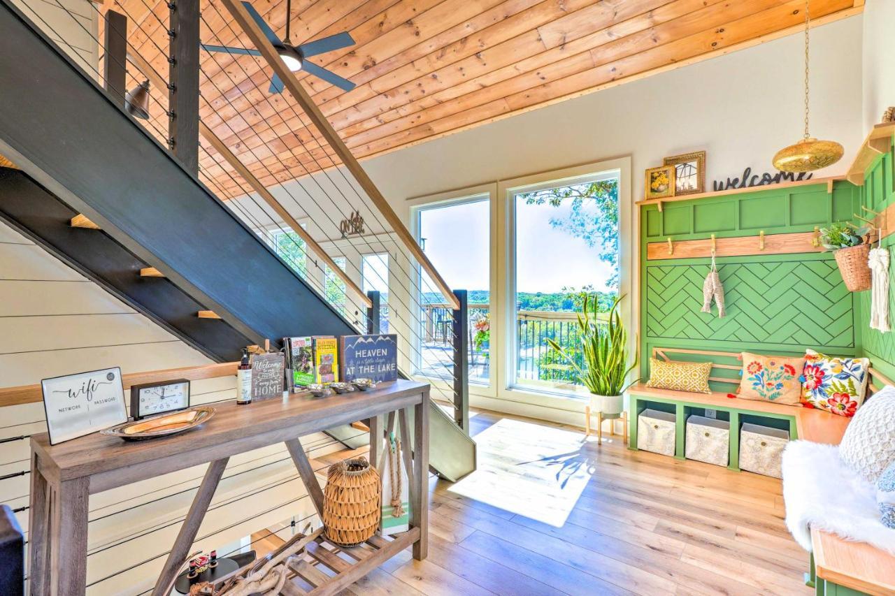 Colorful Golden Getaway With Panoramic Views! Villa ภายนอก รูปภาพ