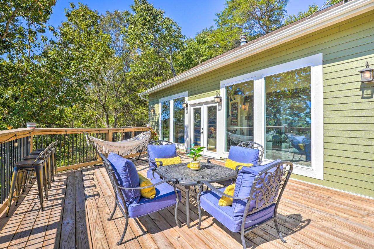 Colorful Golden Getaway With Panoramic Views! Villa ภายนอก รูปภาพ